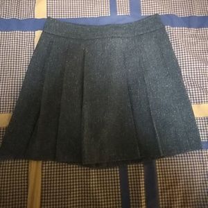 Gap pleated skirt